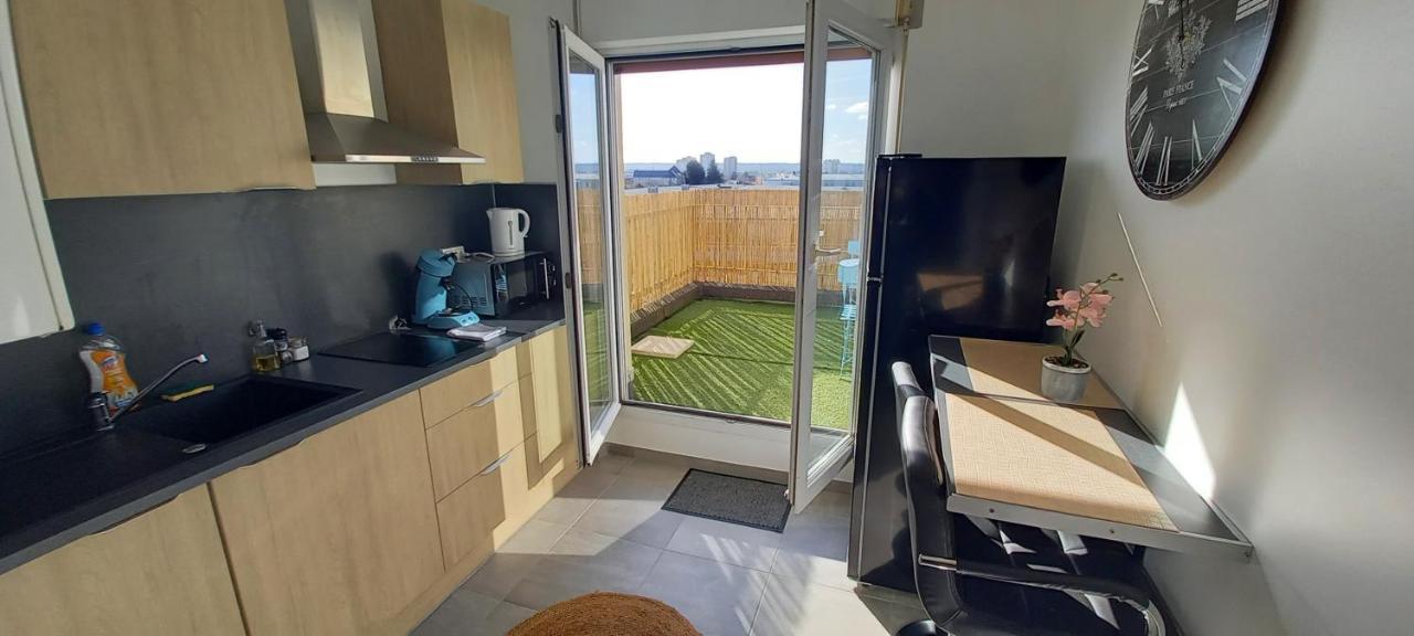 Ferienwohnung Le Belvedere Dernier Etage Avec Terrasse Wifi Fibre Tarbes Exterior foto