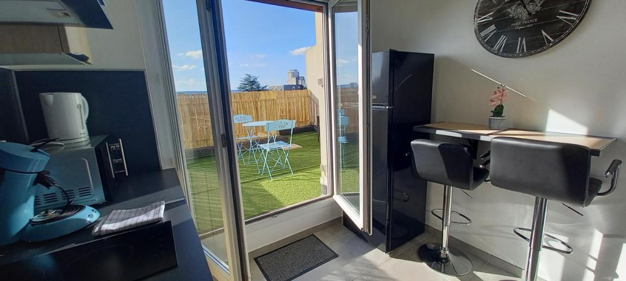 Ferienwohnung Le Belvedere Dernier Etage Avec Terrasse Wifi Fibre Tarbes Exterior foto